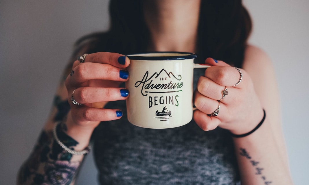 Jak naprawić bransoletkę sznurkową?