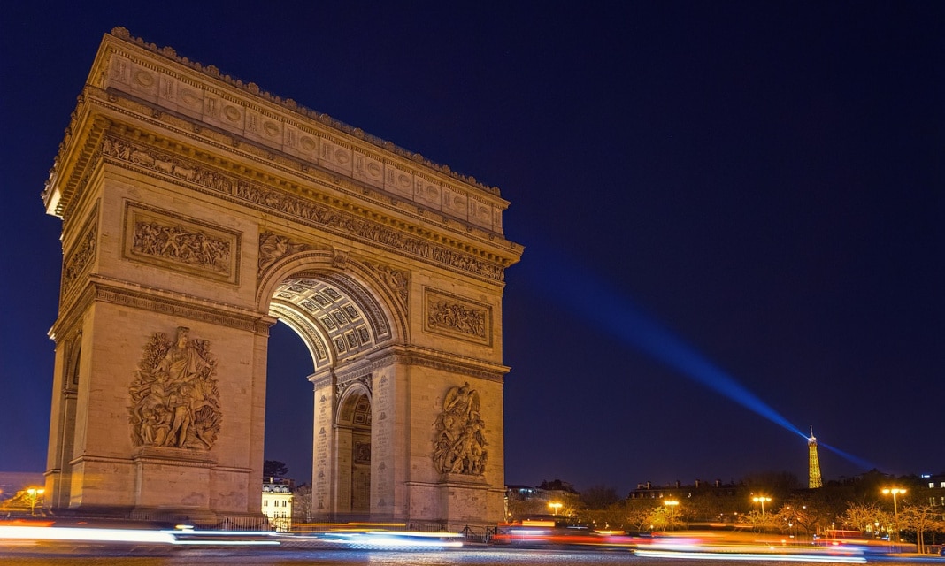 Jak naprawić łuk w Minecraft?