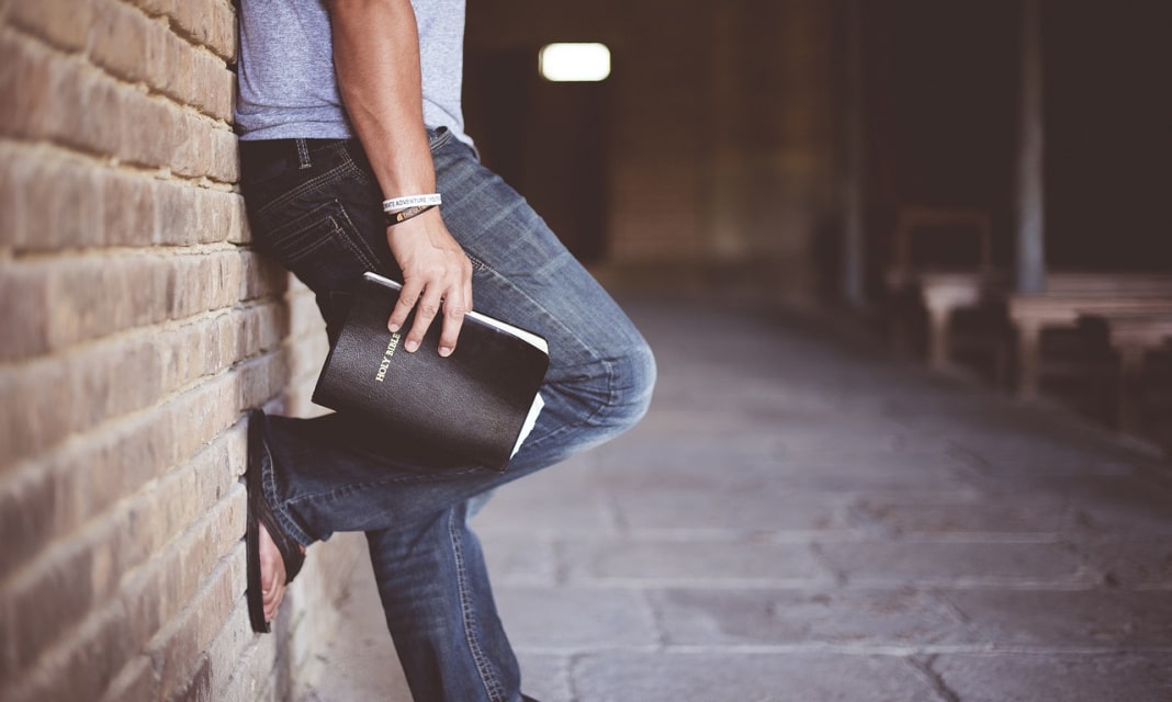 Jak naprawić pęknięcia na ścianie?