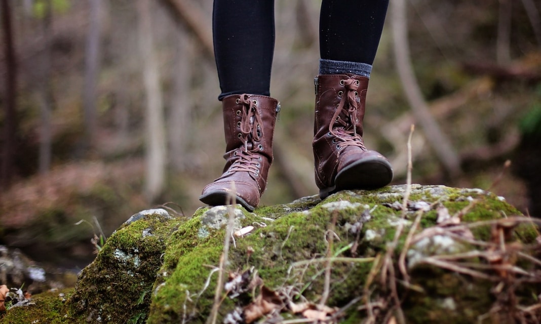 Jak naprawić przetarte buty?