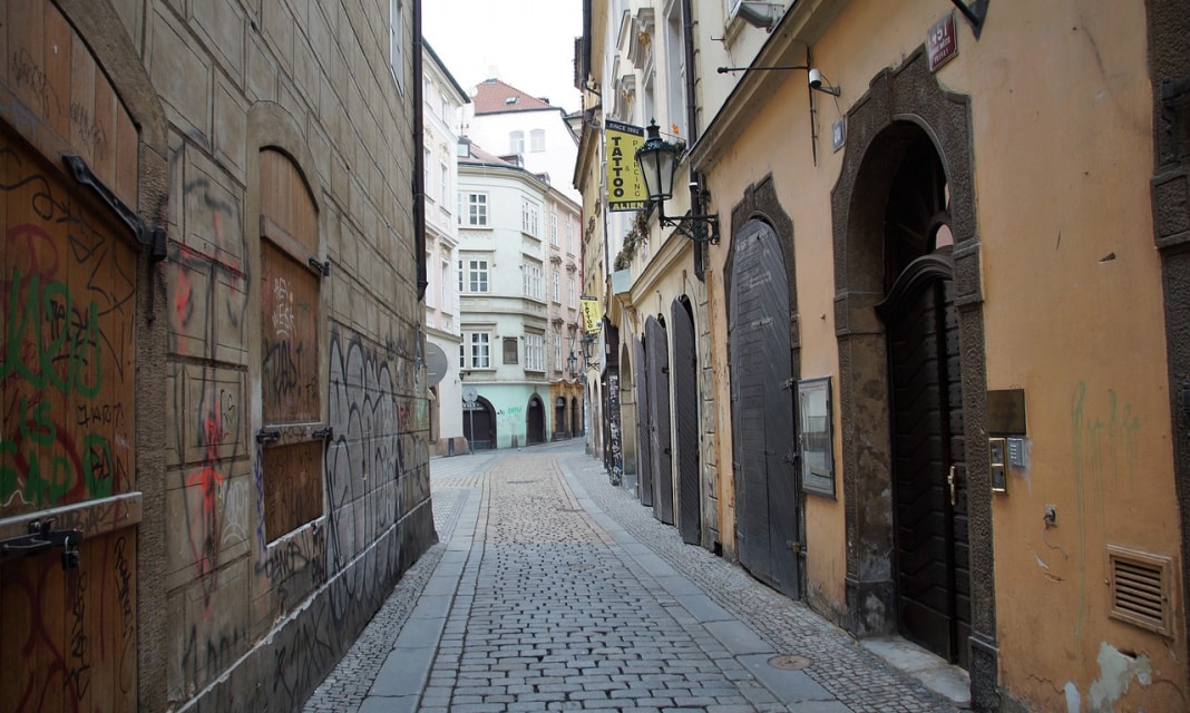 Jak Zrobić Koronę?